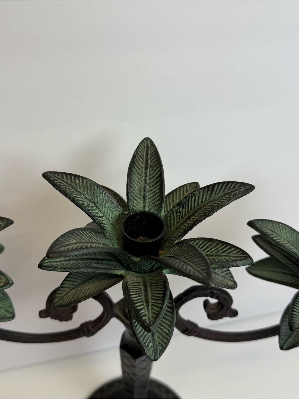 Decorative Candelabra 3 Arm Palm Leaf Design 12" Heavy Candle Holder Vintage - Picture 4 of 10